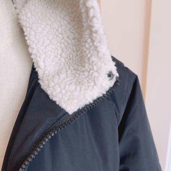 Missguided Black MSGD Ski Puffer Jacket with Mittens - Picture 6 of 8